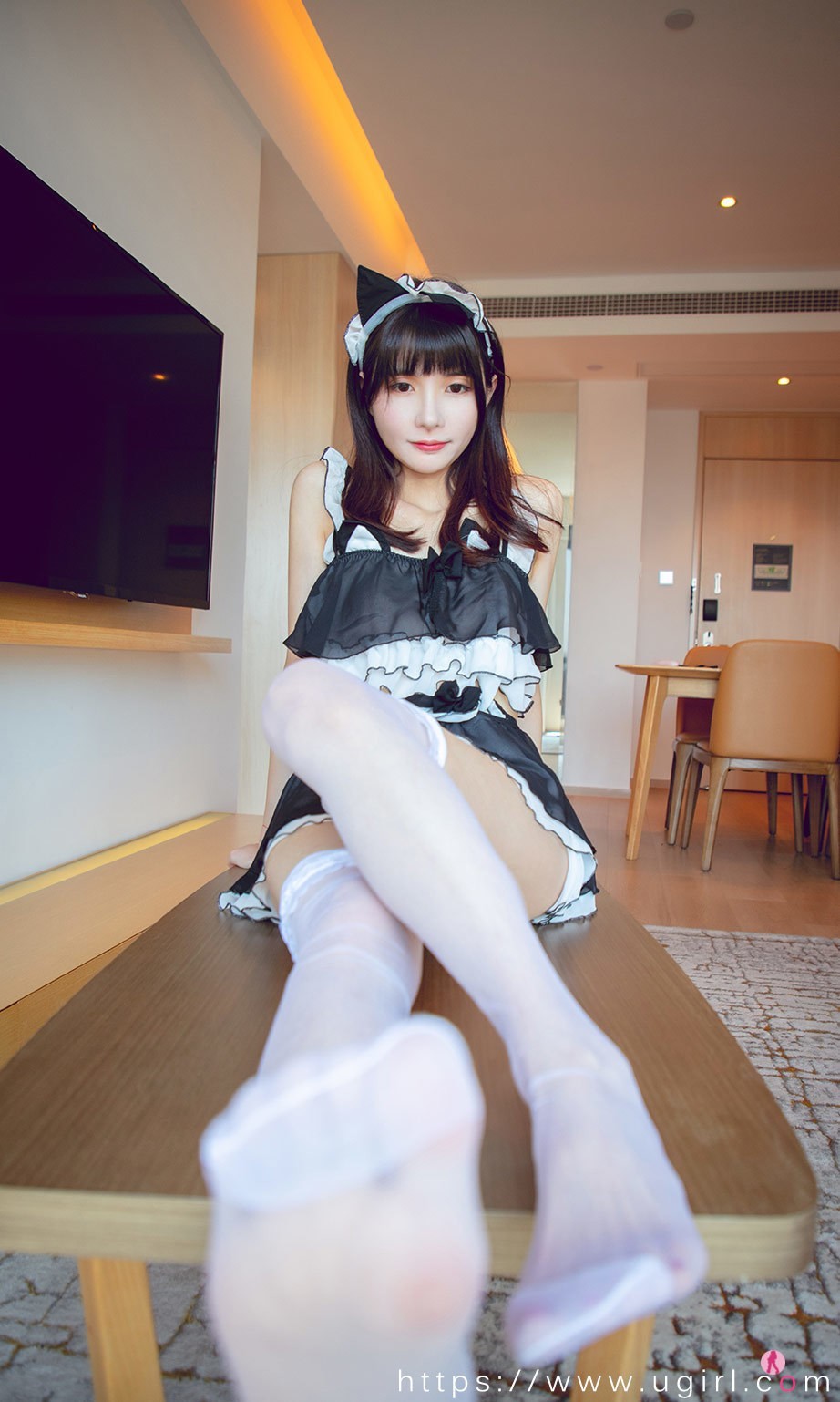 Jpxgyw.com_[Ugirls爱尤物]No.2182_模特猫猫私房猫仆日记主题性感迷你裙露丁字裤秀翘臀诱惑写真35P