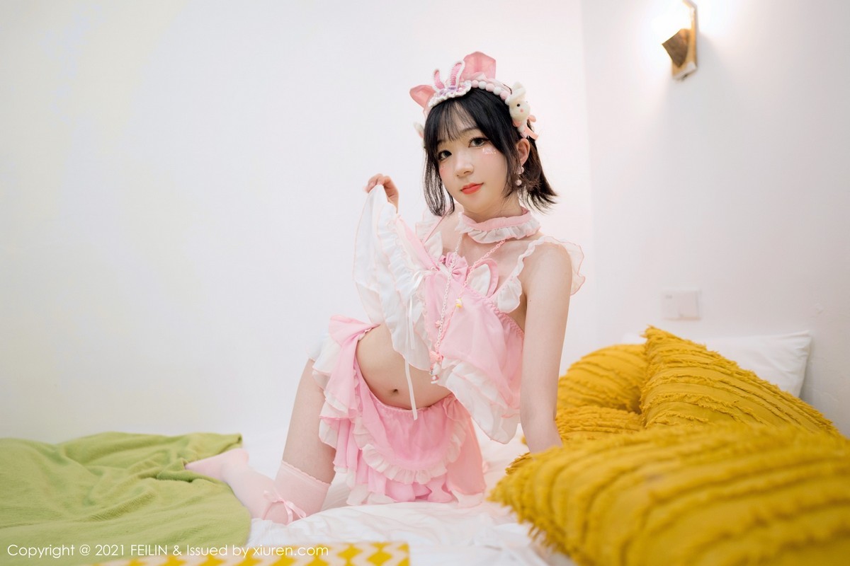 Jpxgyw.com_[FeiLin嗲囡囡]VOL.319_模特youOvOyou私房百变花样服饰半脱露豪乳遮点极致诱惑写真80P