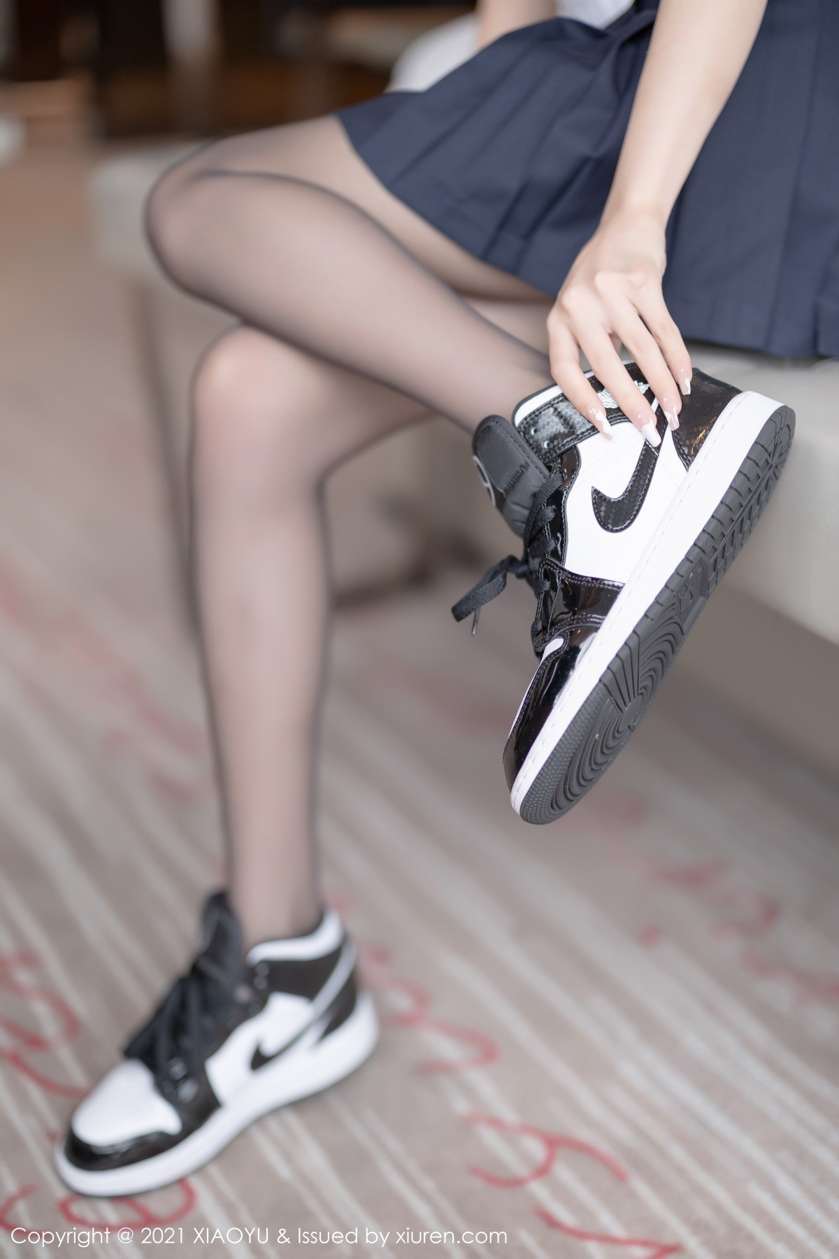 Jpxgyw.com_[XiaoYu画语界]Vol.623_模特林星阑性感JK制服半脱露开档黑丝裤袜秀翘臀撩人诱惑写真73P
