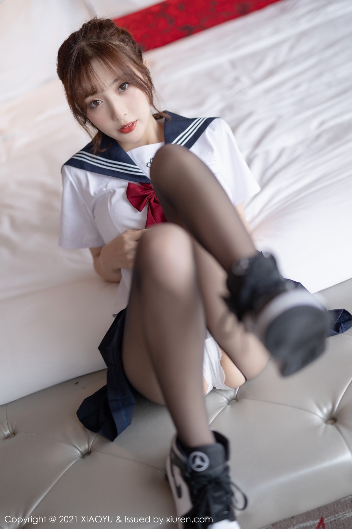 Jpxgyw.com_[XiaoYu画语界]Vol.623_模特林星阑性感JK制服半脱露开档黑丝裤袜秀翘臀撩人诱惑写真73P