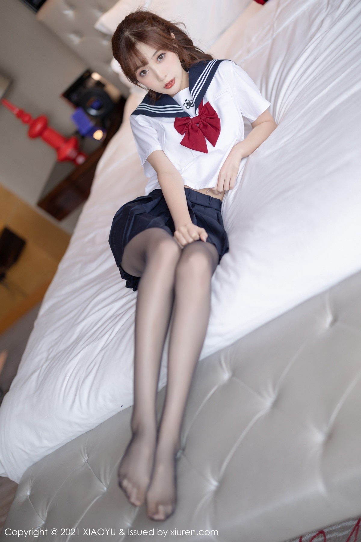Jpxgyw.com_[XiaoYu画语界]Vol.623_模特林星阑性感JK制服半脱露开档黑丝裤袜秀翘臀撩人诱惑写真73P