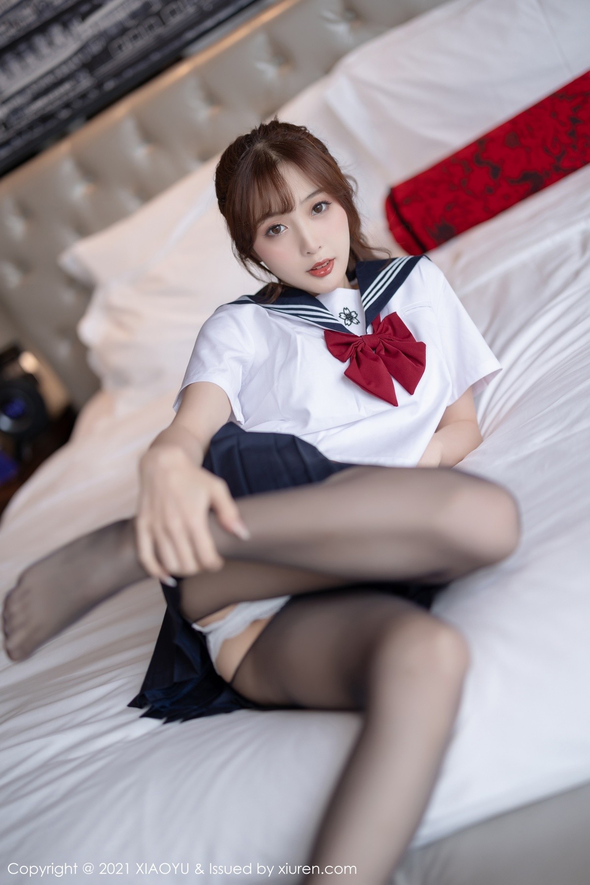 Jpxgyw.com_[XiaoYu画语界]Vol.623_模特林星阑性感JK制服半脱露开档黑丝裤袜秀翘臀撩人诱惑写真73P