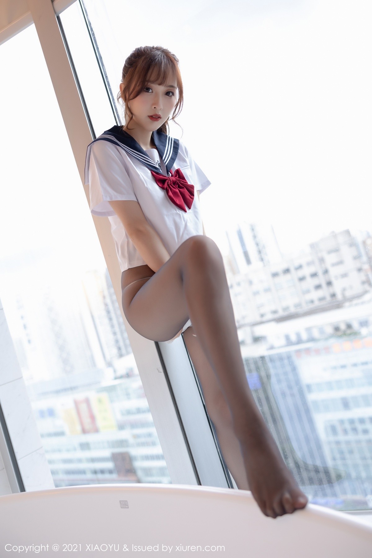 Jpxgyw.com_[XiaoYu画语界]Vol.623_模特林星阑性感JK制服半脱露开档黑丝裤袜秀翘臀撩人诱惑写真73P