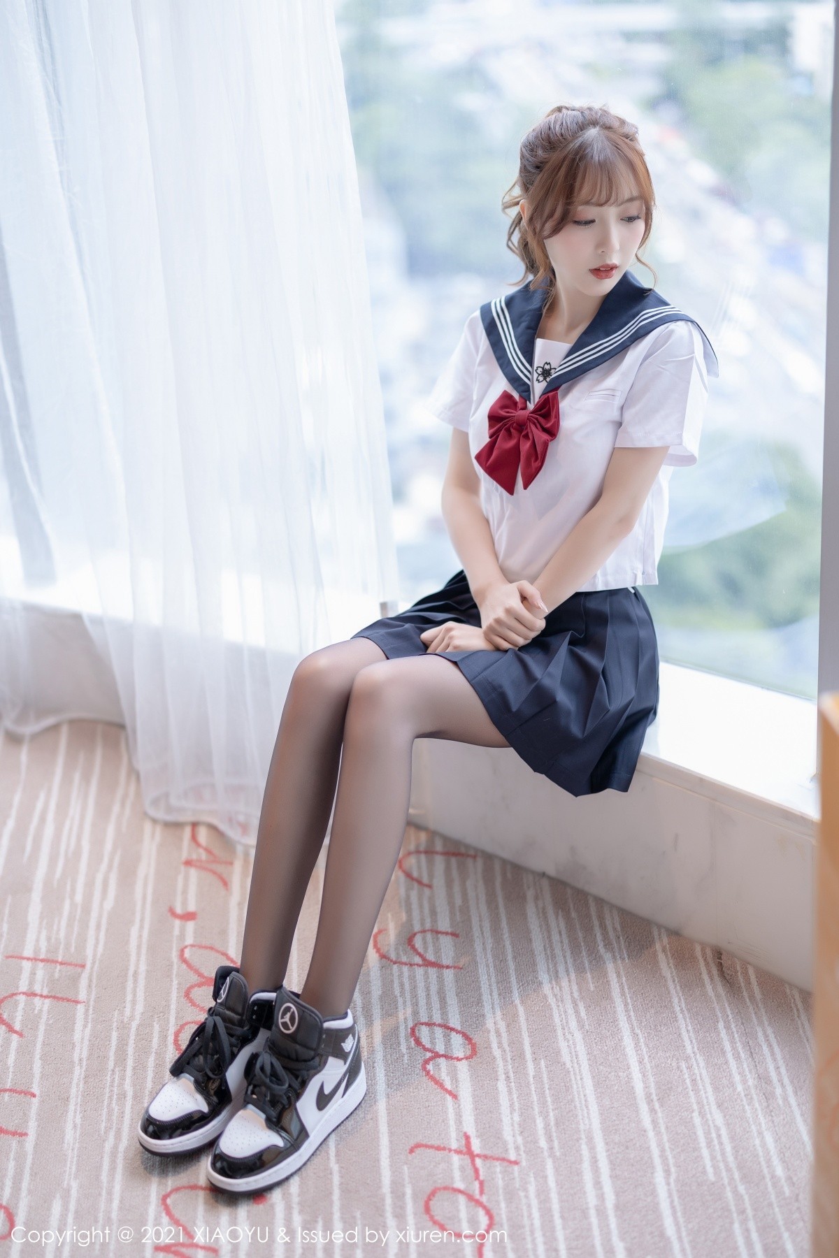 Jpxgyw.com_[XiaoYu画语界]Vol.623_模特林星阑性感JK制服半脱露开档黑丝裤袜秀翘臀撩人诱惑写真73P