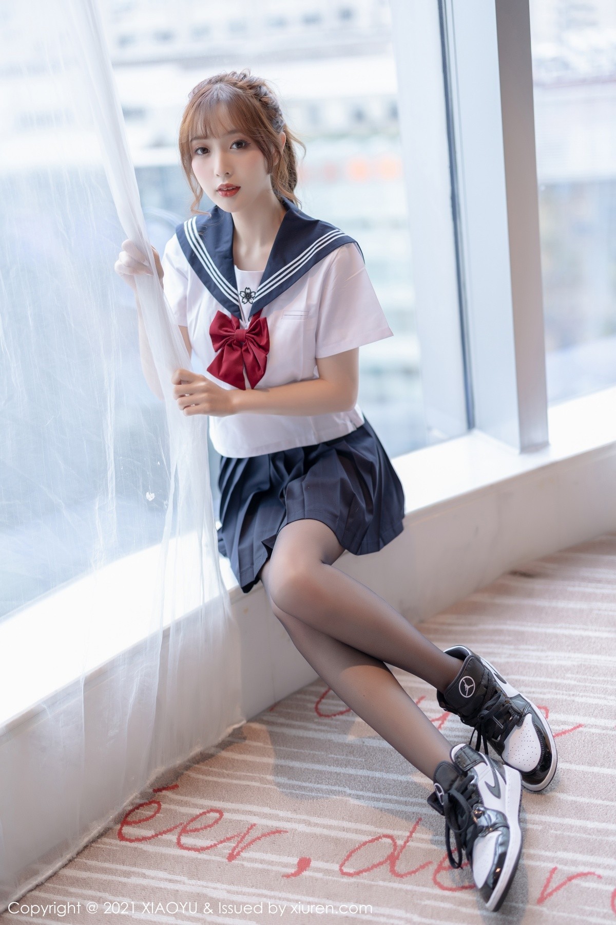 Jpxgyw.com_[XiaoYu画语界]Vol.623_模特林星阑性感JK制服半脱露开档黑丝裤袜秀翘臀撩人诱惑写真73P