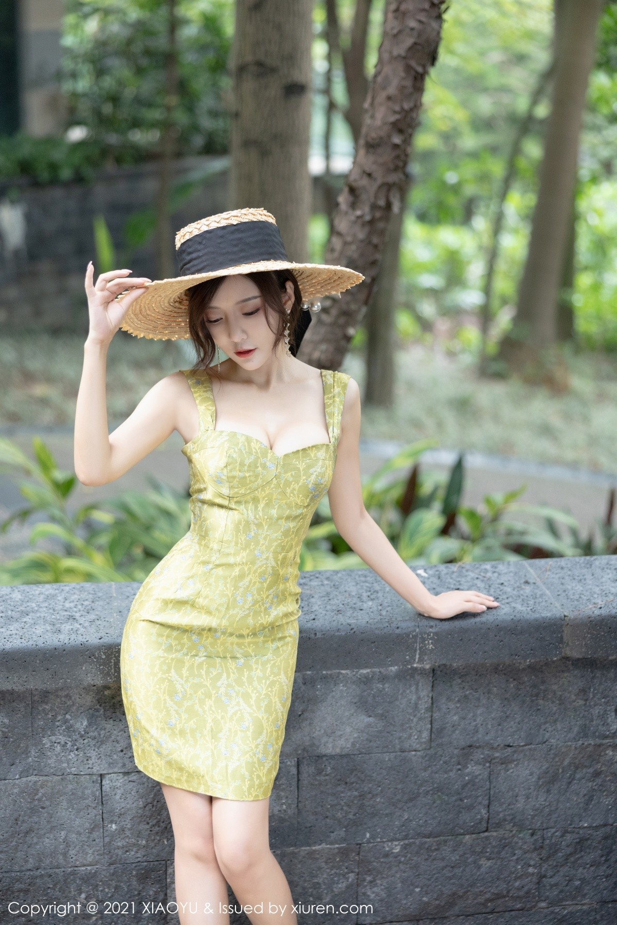 Jpxgyw.com_[XiaoYu画语界]Vol.624_女神王馨瑶yanni典雅多姿礼裙+薄透服饰秀火辣身材诱惑写真83P