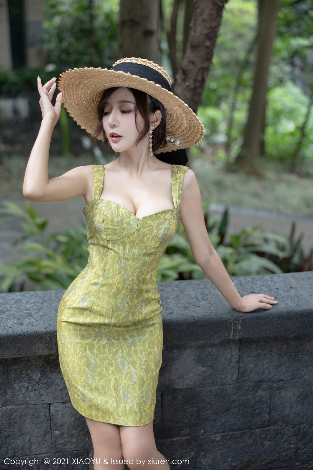 Jpxgyw.com_[XiaoYu画语界]Vol.624_女神王馨瑶yanni典雅多姿礼裙+薄透服饰秀火辣身材诱惑写真83P