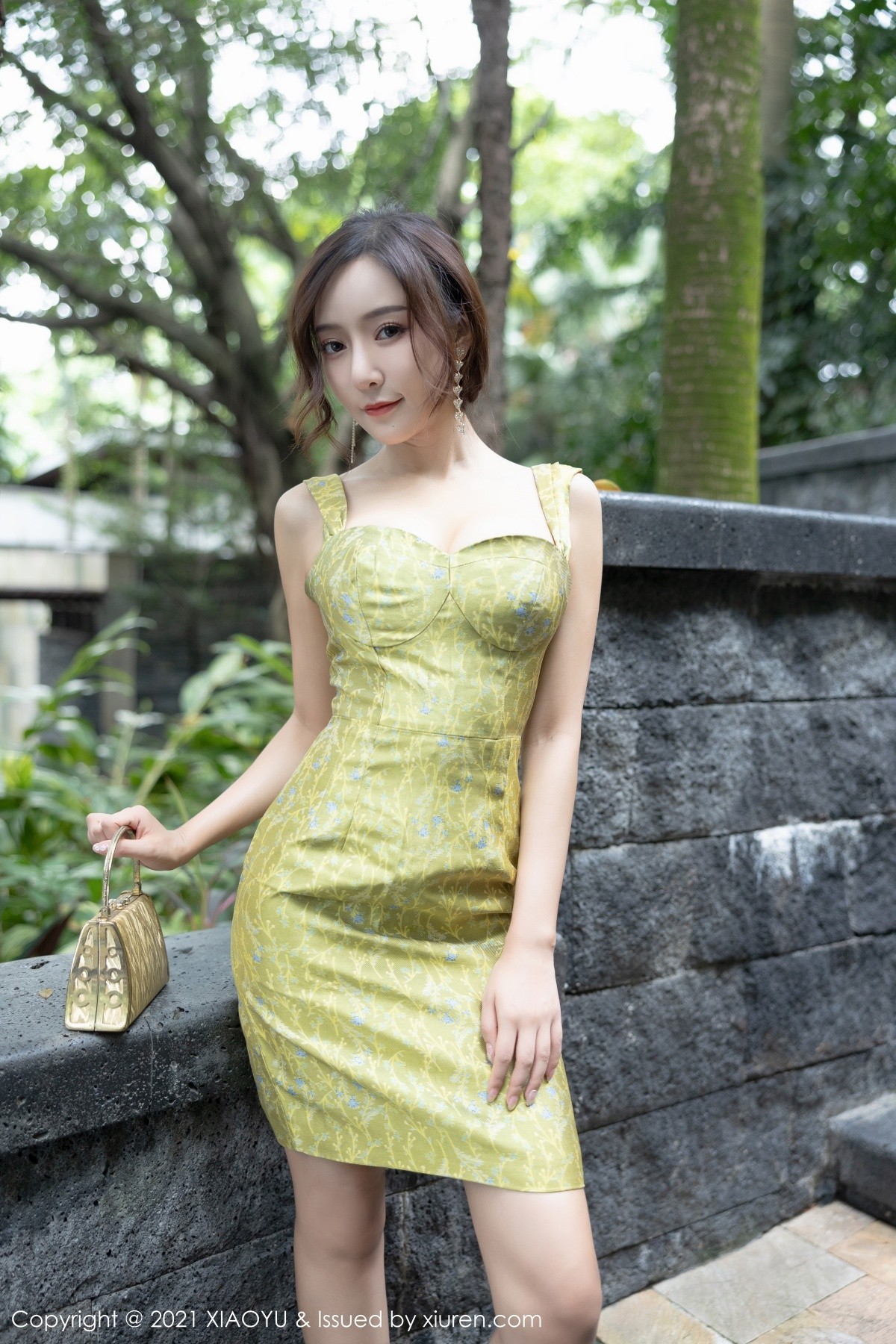 Jpxgyw.com_[XiaoYu画语界]Vol.624_女神王馨瑶yanni典雅多姿礼裙+薄透服饰秀火辣身材诱惑写真83P