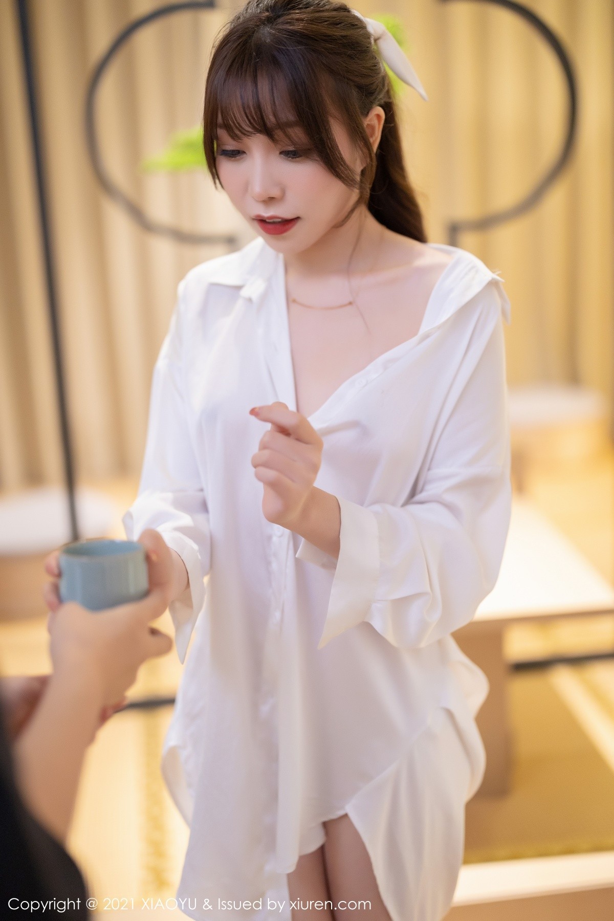 Jpxgyw.com_[XiaoYu画语界]Vol.625_女神芝芝Booty私房性感白衬衫配粉色内衣秀完美身材诱惑写真95P