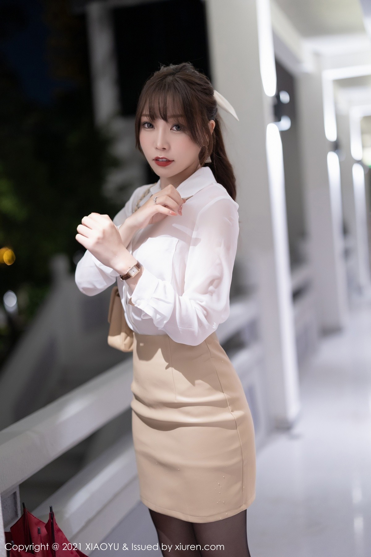 Jpxgyw.com_[XiaoYu画语界]Vol.625_女神芝芝Booty私房性感白衬衫配粉色内衣秀完美身材诱惑写真95P