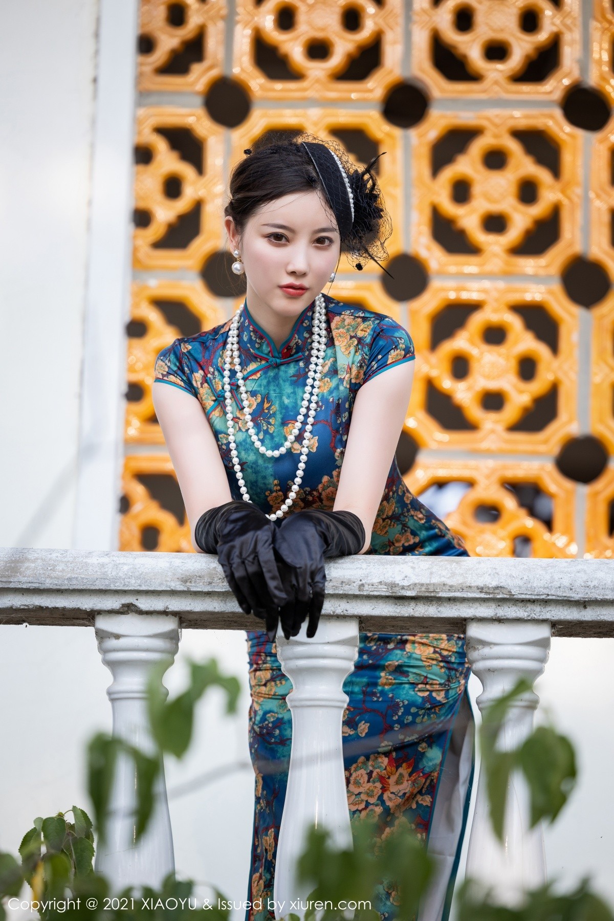 Jpxgyw.com_[XiaoYu画语界]Vol.626_女神杨晨晨sugar广西心愿旅拍脱韵味旗袍露性感内衣诱惑写真90P