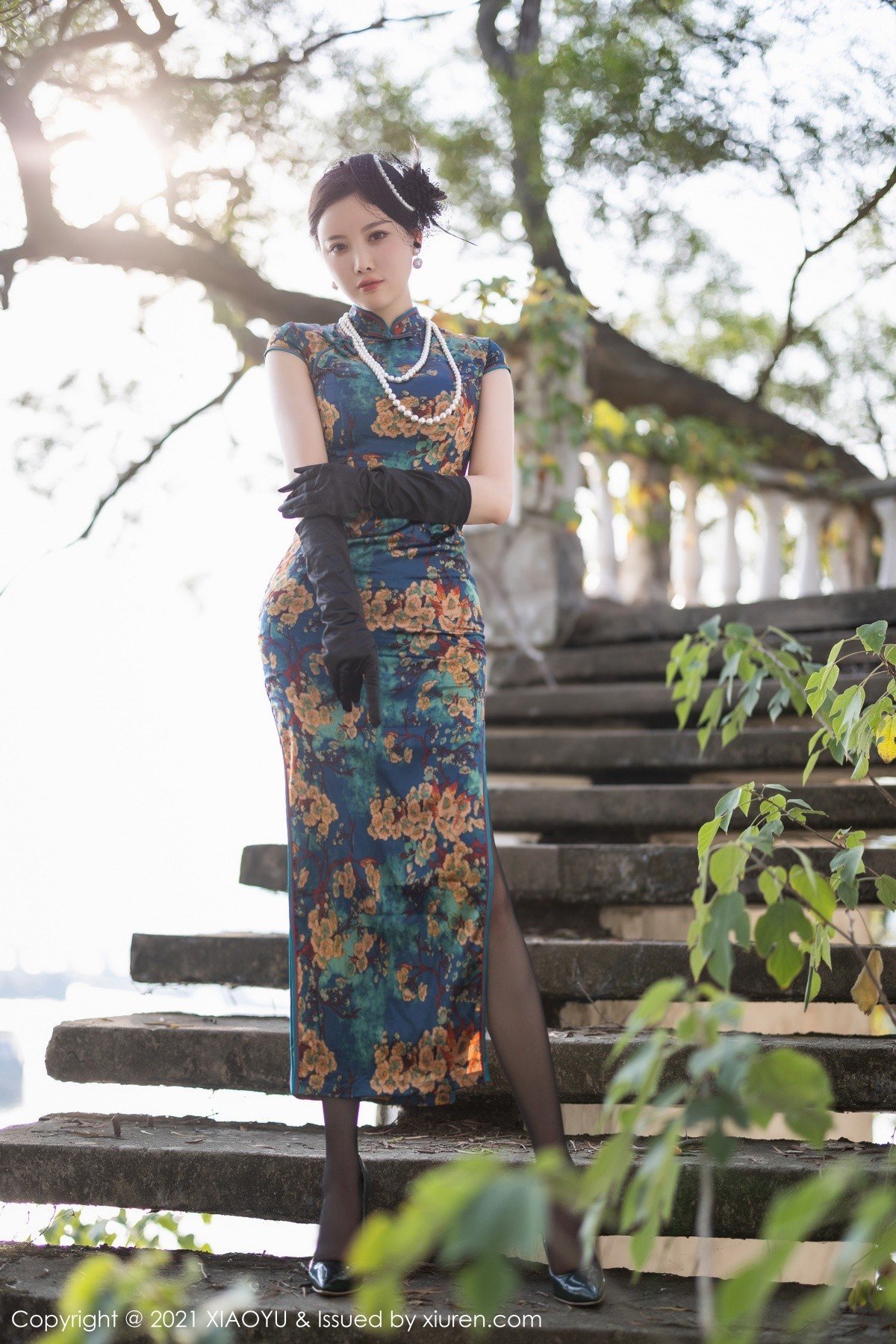 Jpxgyw.com_[XiaoYu画语界]Vol.626_女神杨晨晨sugar广西心愿旅拍脱韵味旗袍露性感内衣诱惑写真90P