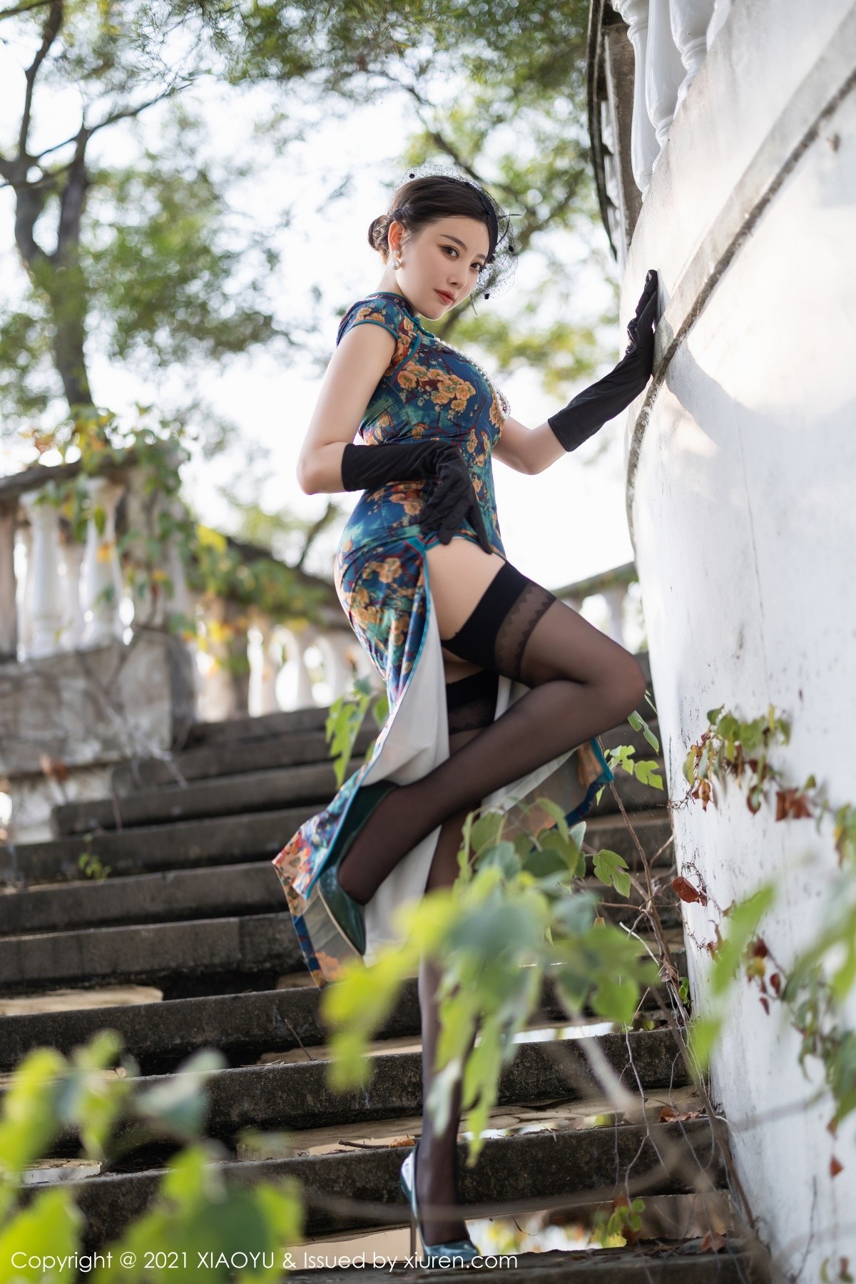 Jpxgyw.com_[XiaoYu画语界]Vol.626_女神杨晨晨sugar广西心愿旅拍脱韵味旗袍露性感内衣诱惑写真90P