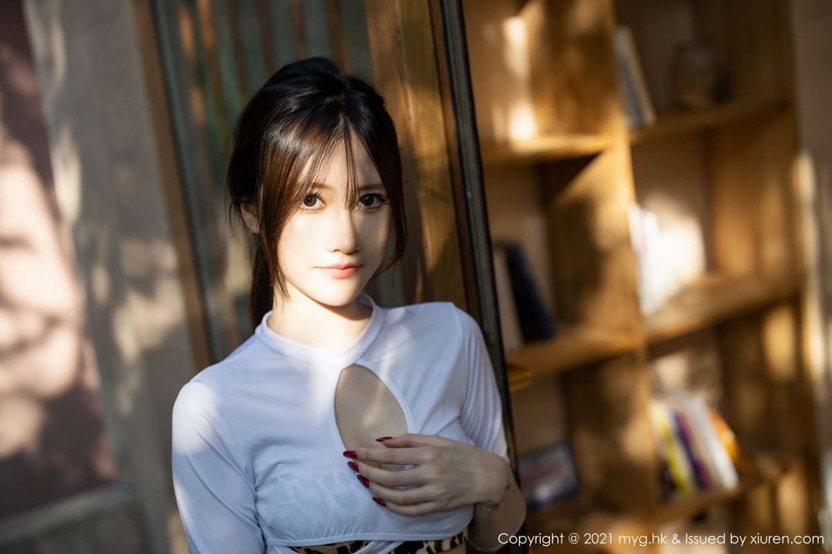Jpxgyw.com_[MyGirl美媛馆]Vol.598_新人模特美桃酱长三角旅拍豹纹内衣配黑短裙秀翘臀诱惑写真109P