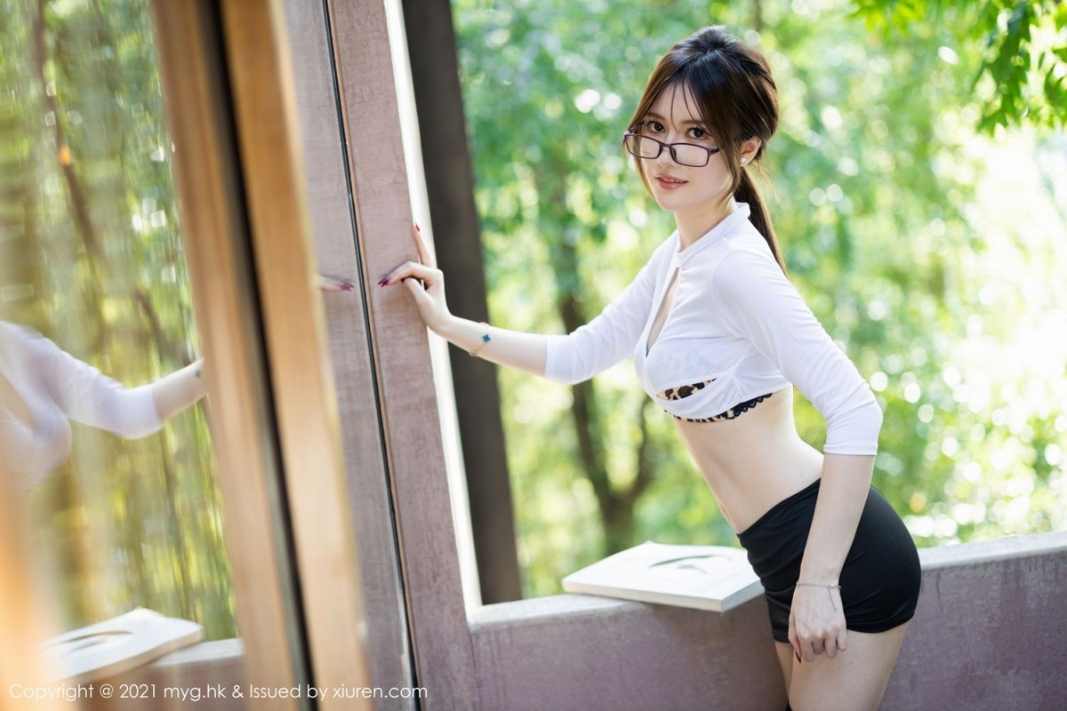 Jpxgyw.com_[MyGirl美媛馆]Vol.598_新人模特美桃酱长三角旅拍豹纹内衣配黑短裙秀翘臀诱惑写真109P