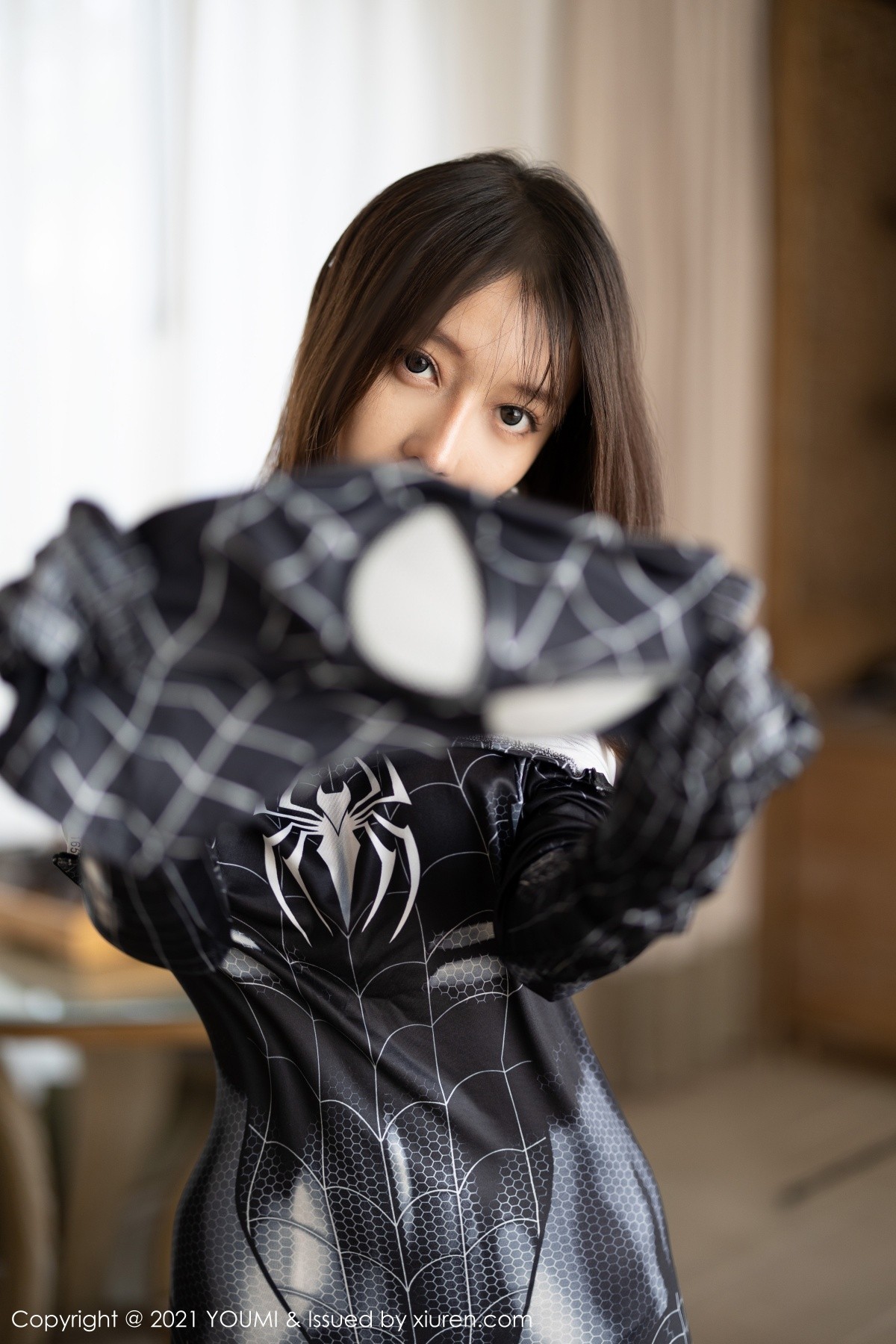 Jpxgyw.com_[YouMi尤蜜荟]Vol.702_丽质美人玥儿玥er桂林旅拍蜘蛛女郎服饰秀完美身材诱惑写真53P