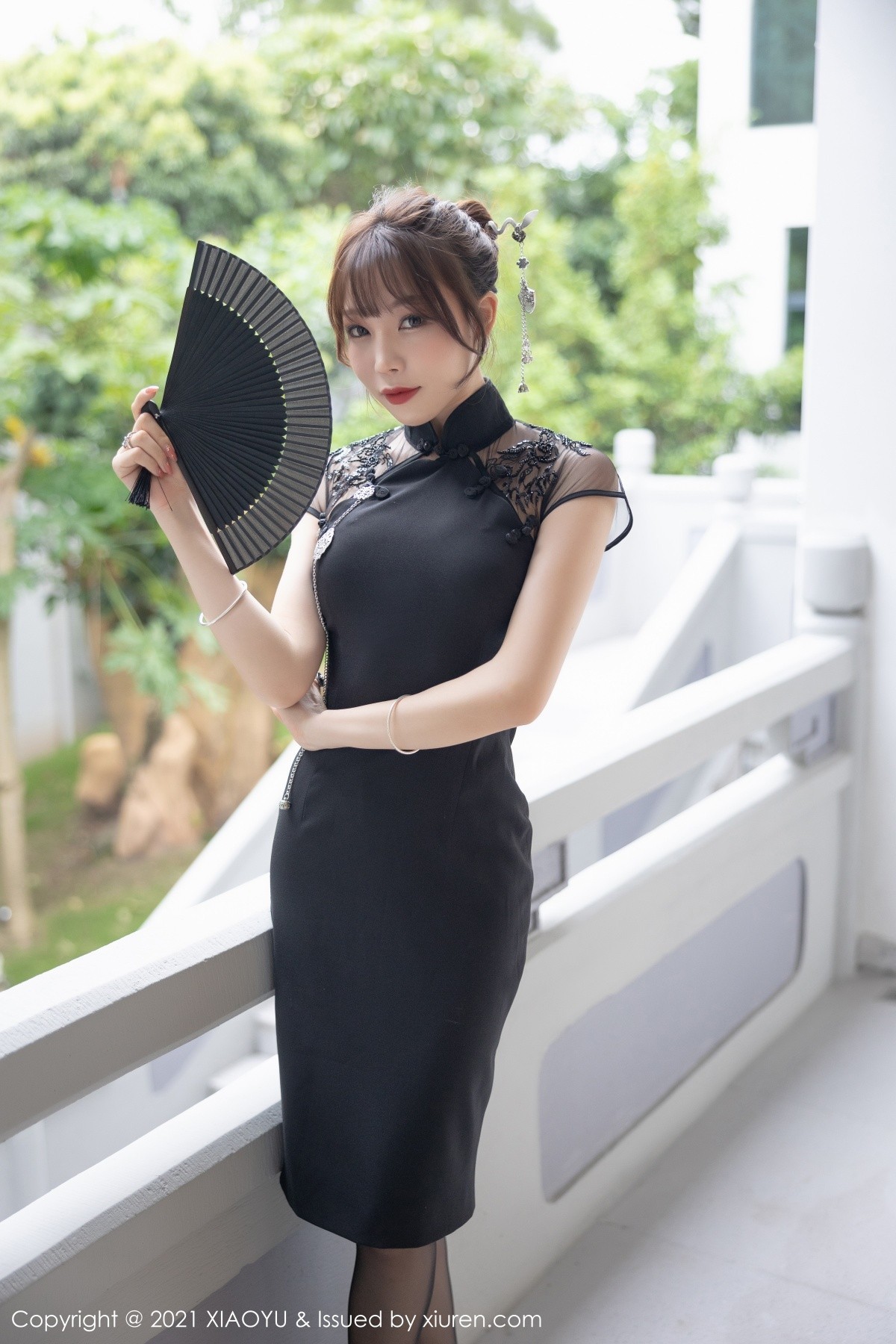 Jpxgyw.com_[XiaoYu画语界]Vol.629_女神芝芝Booty私房古韵旗袍配超薄黑丝裤袜秀美腿诱惑写真95P