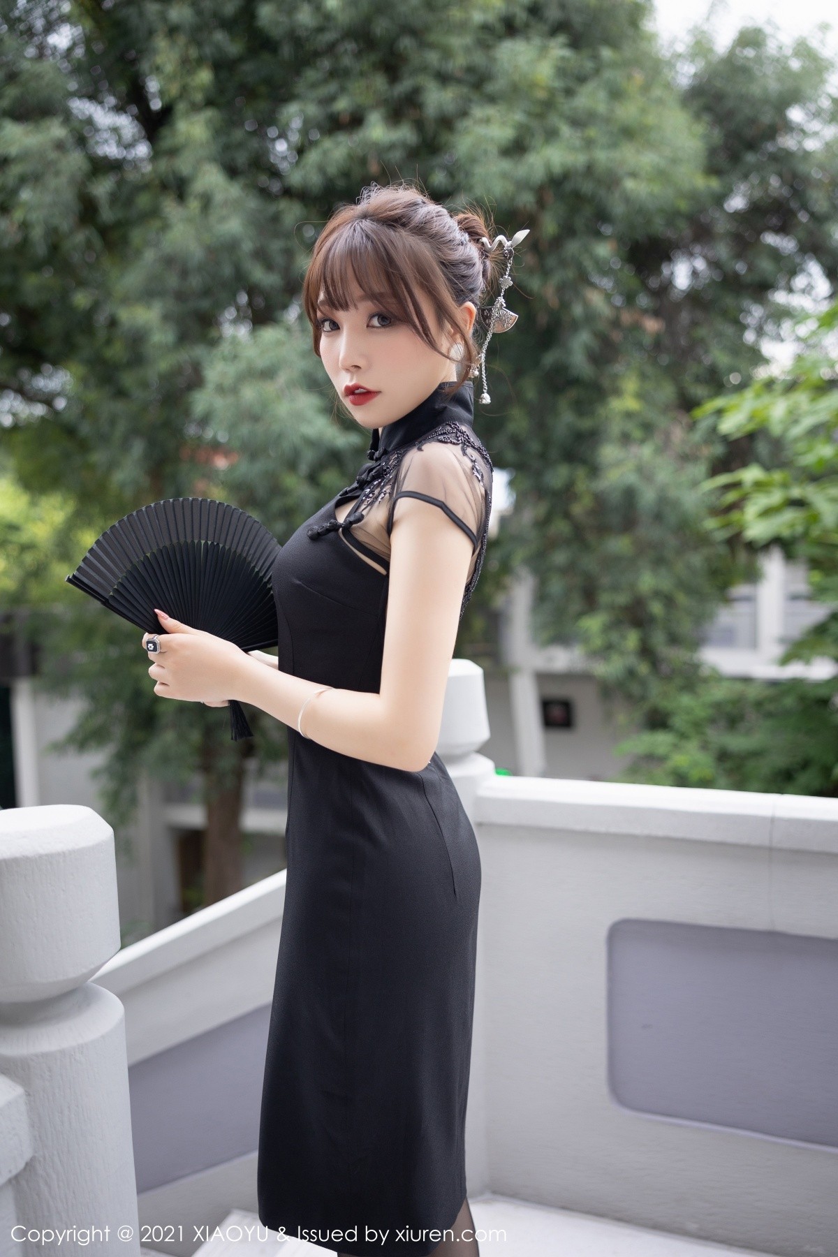 Jpxgyw.com_[XiaoYu画语界]Vol.629_女神芝芝Booty私房古韵旗袍配超薄黑丝裤袜秀美腿诱惑写真95P