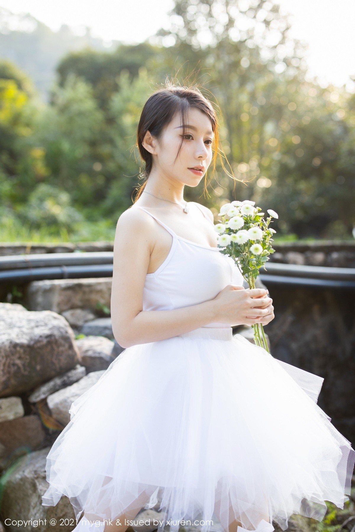 Jpxgyw.com_[MyGirl美媛馆]Vol.601_模特vetiver嘉宝贝儿长三角旅拍户外洁白芭蕾服饰湿身诱惑写真85P