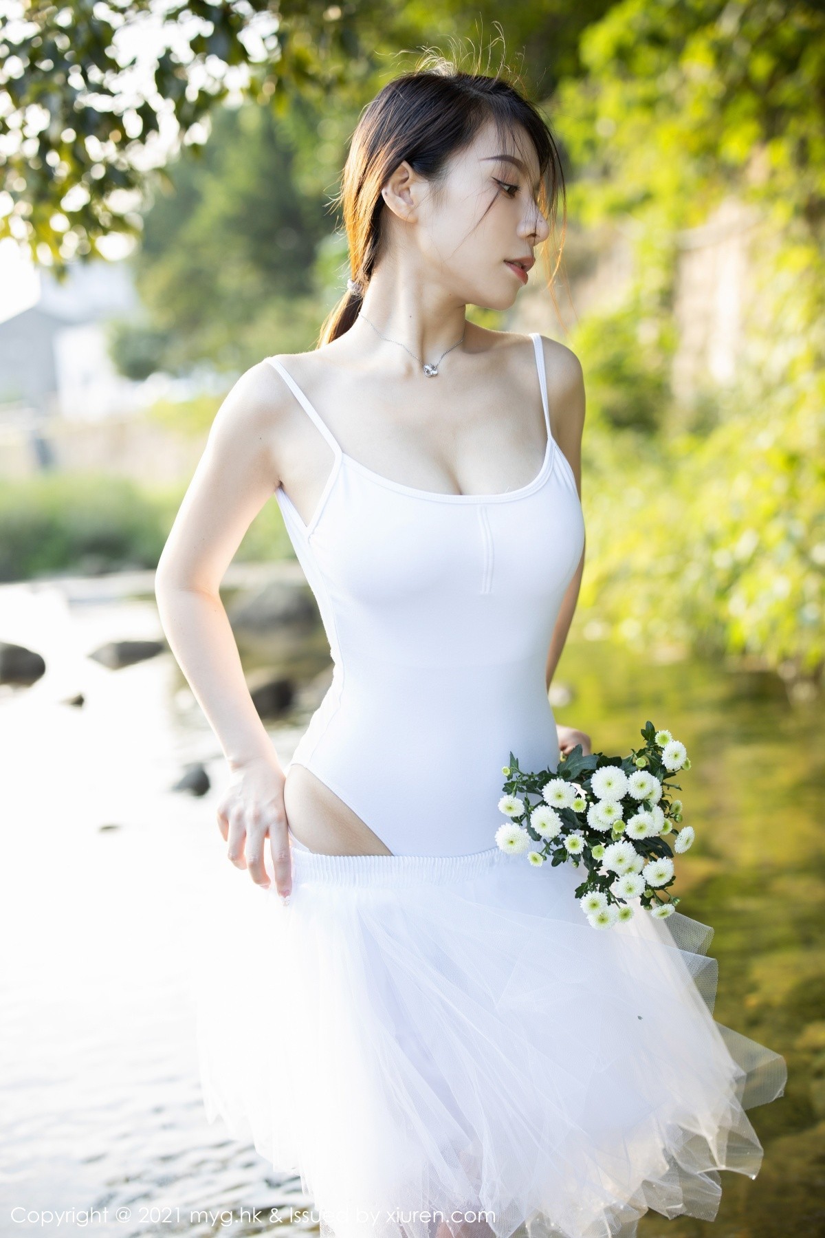 Jpxgyw.com_[MyGirl美媛馆]Vol.601_模特vetiver嘉宝贝儿长三角旅拍户外洁白芭蕾服饰湿身诱惑写真85P