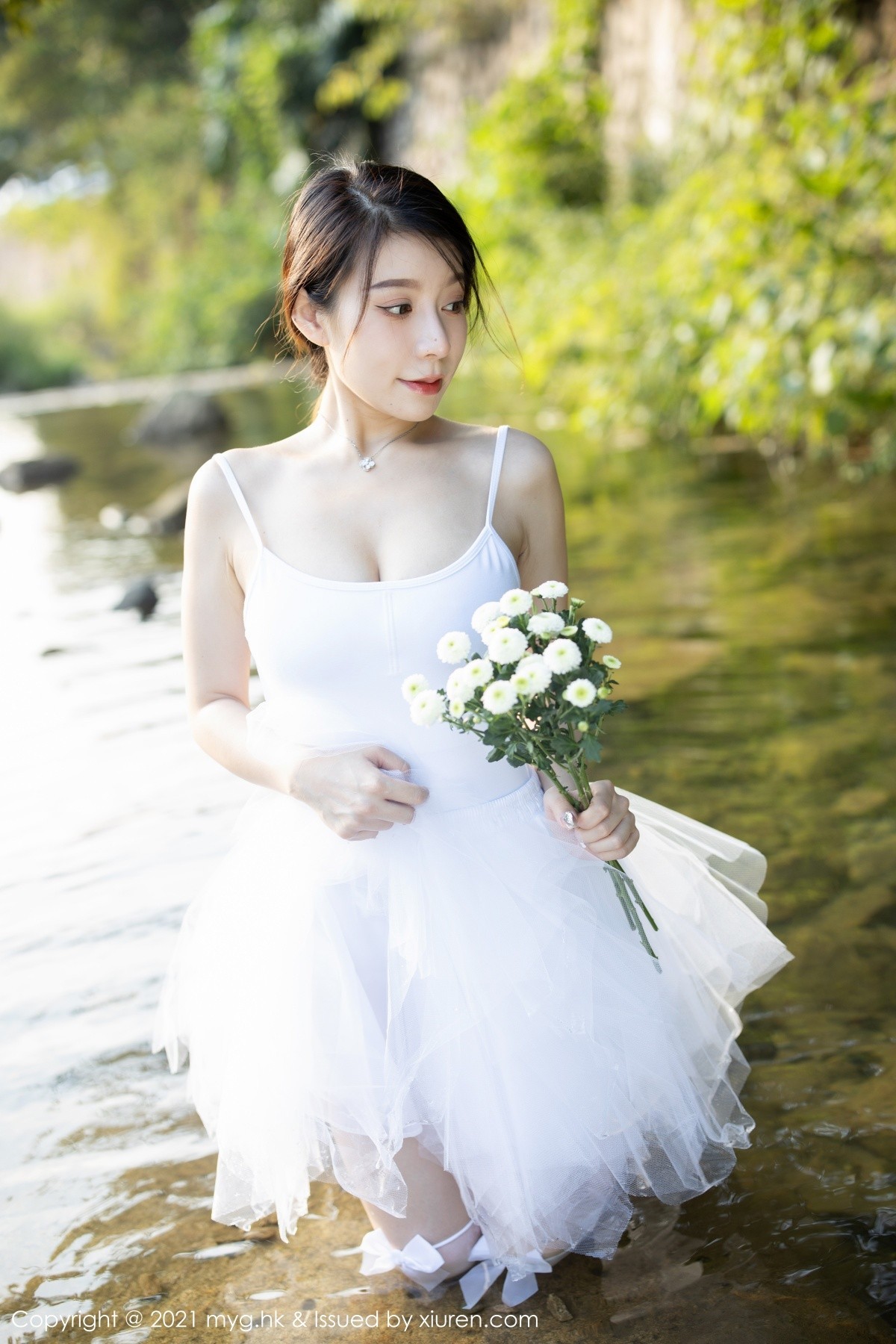 Jpxgyw.com_[MyGirl美媛馆]Vol.601_模特vetiver嘉宝贝儿长三角旅拍户外洁白芭蕾服饰湿身诱惑写真85P