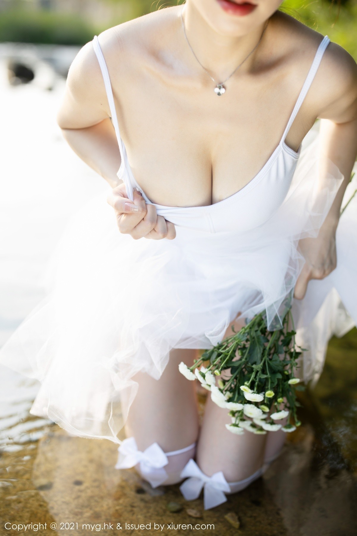 Jpxgyw.com_[MyGirl美媛馆]Vol.601_模特vetiver嘉宝贝儿长三角旅拍户外洁白芭蕾服饰湿身诱惑写真85P