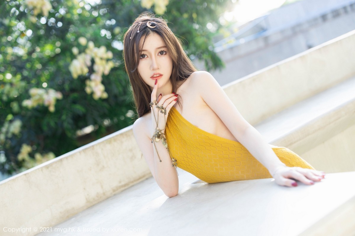 Jpxgyw.com_[MyGirl美媛馆]Vol.605_模特美桃酱长三角旅拍私房缕空露背长裙秀惹火身材诱惑写真86P