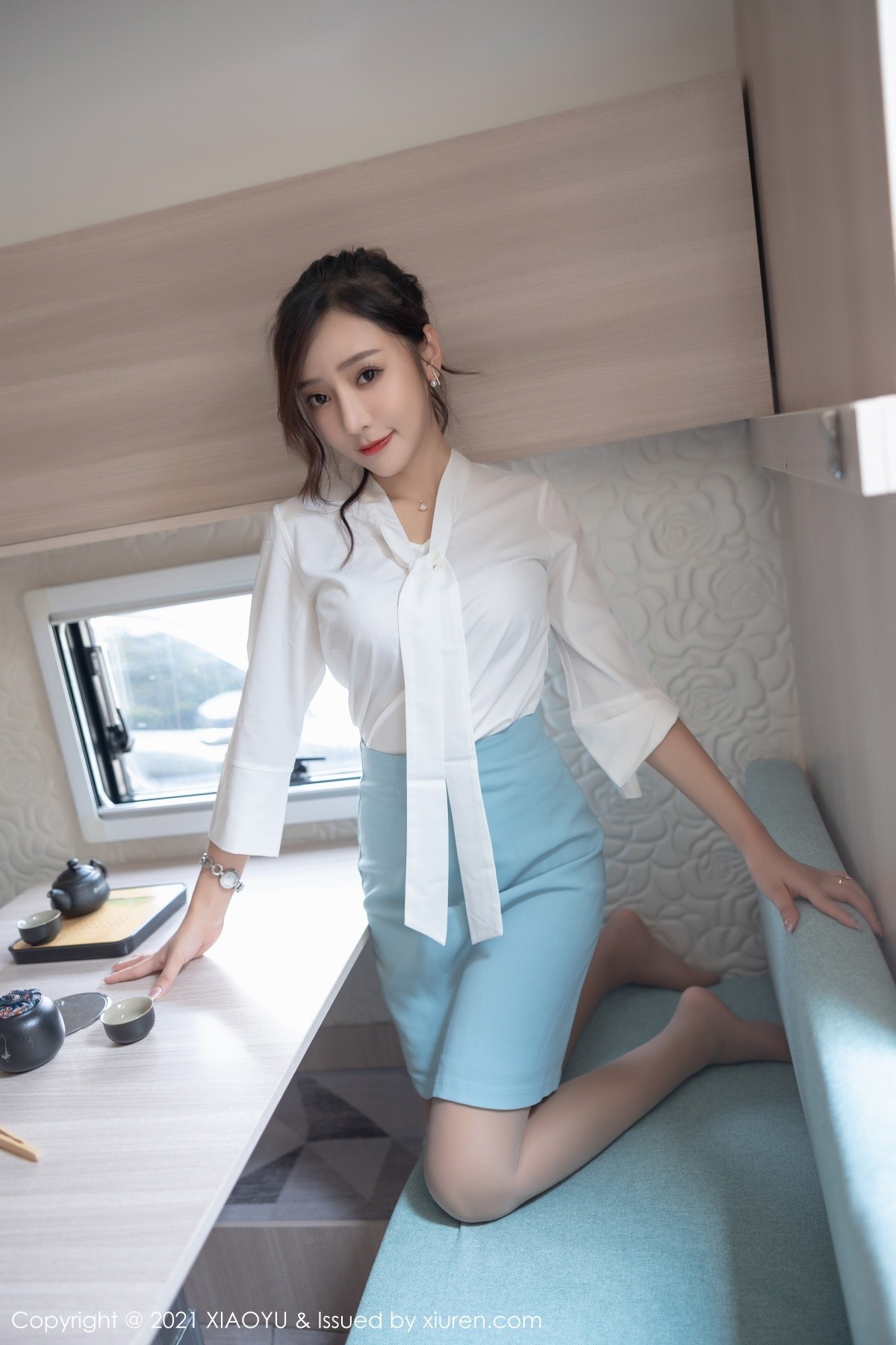 Jpxgyw.com_[XiaoYu画语界]Vol.635_女神王馨瑶yanni淡雅OL着装私房超薄肉丝裤袜撩人诱惑写真98P
