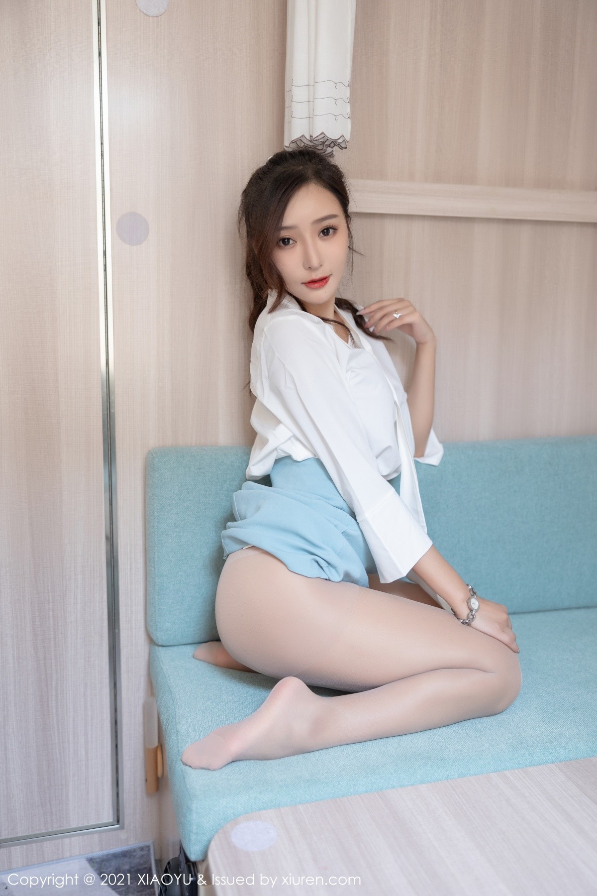 Jpxgyw.com_[XiaoYu画语界]Vol.635_女神王馨瑶yanni淡雅OL着装私房超薄肉丝裤袜撩人诱惑写真98P