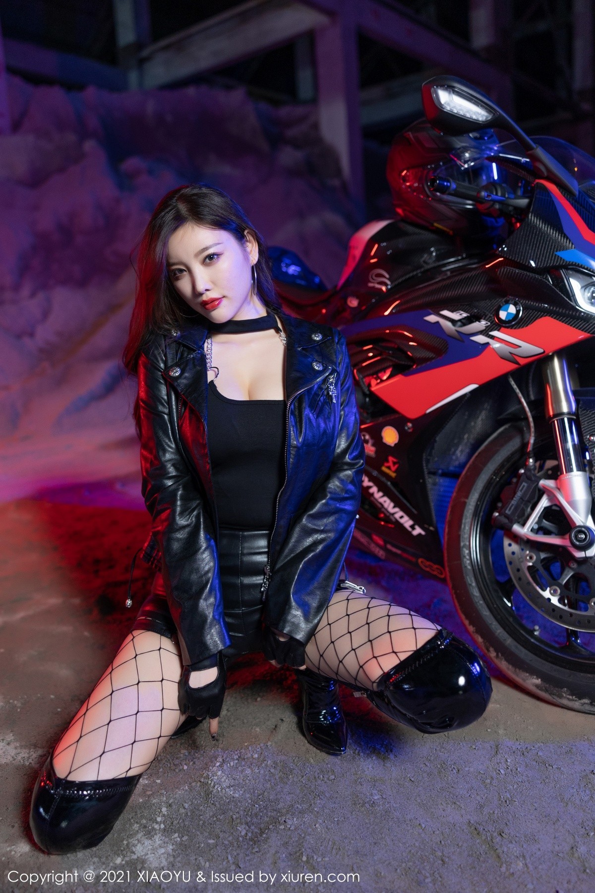 Jpxgyw.com_[XiaoYu画语界]Vol.638_女神杨晨晨sugar广西心愿旅拍机车女郎飒爽皮靴网袜魅惑写真74P