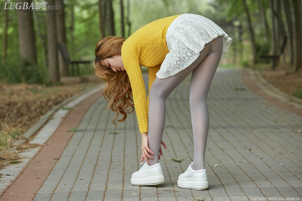 Jpxgyw.com_[LEGBABY美腿宝贝]Vol.025_嫩模王语纯灰丝裤袜修长美腿迷人翘臀撩人诱惑写真35P
