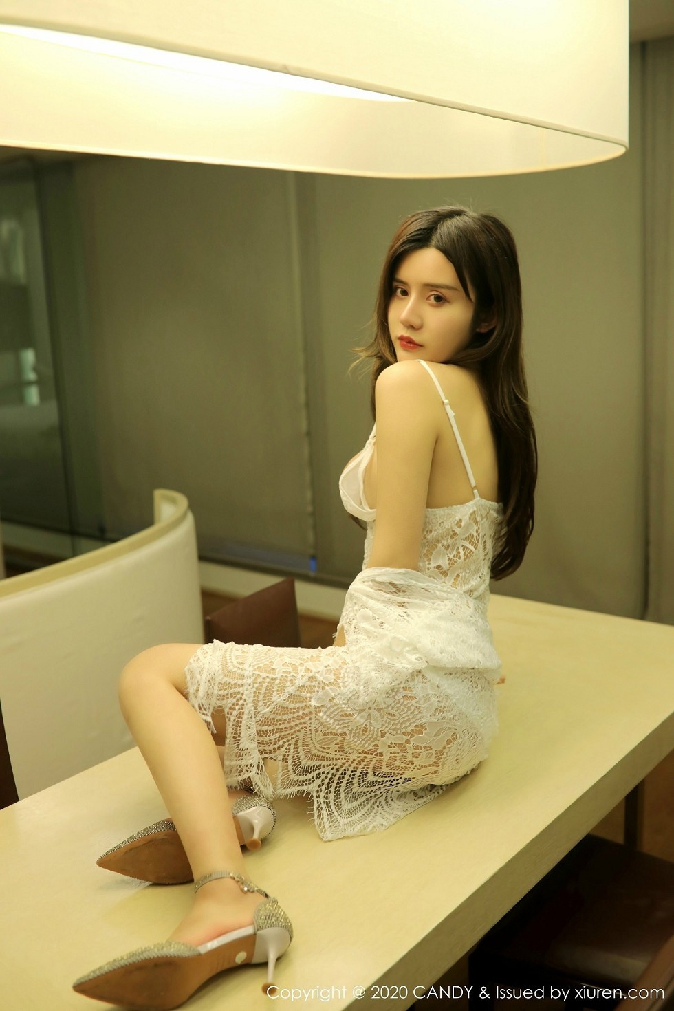 Jpxgyw.com_[Candy网红馆]Vol.079_女神Cris_卓娅祺居家女友主题白色缕空蕾丝内衣撩人诱惑写真42P