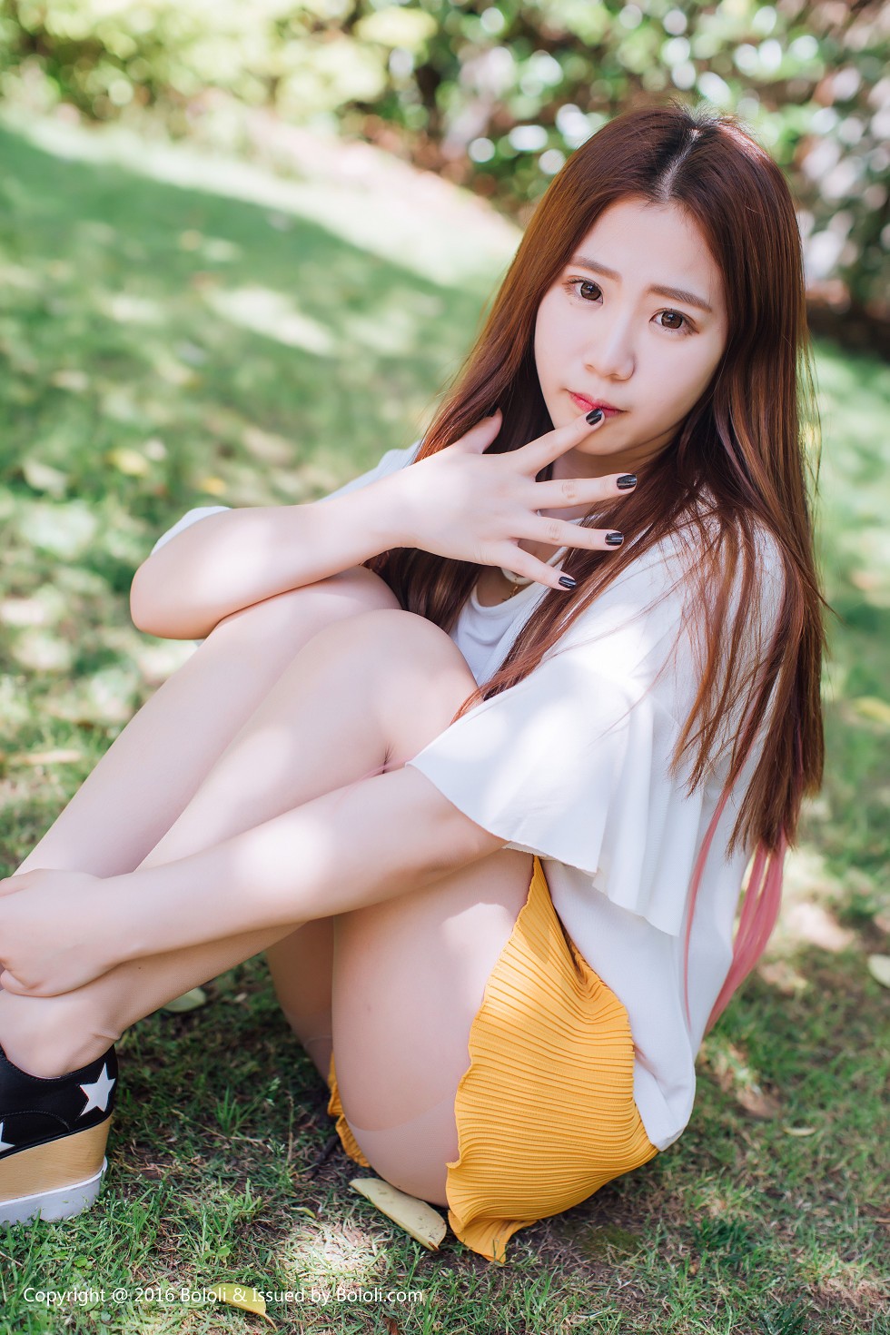Jpxgyw.com_[Tukmo兔几盟]Vol.109_清纯嫩模董成丽游乐园里白色短袖衫配黄色短裙清爽迷人写真40P