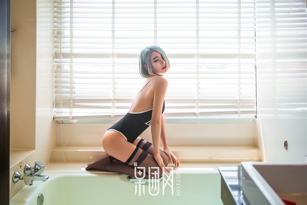 Jpxgyw.com_[GIRLT果团网]NO.145_果团泰国特辑嫩模高叉连体衣+缕空情趣内衣撩人诱惑写真50P