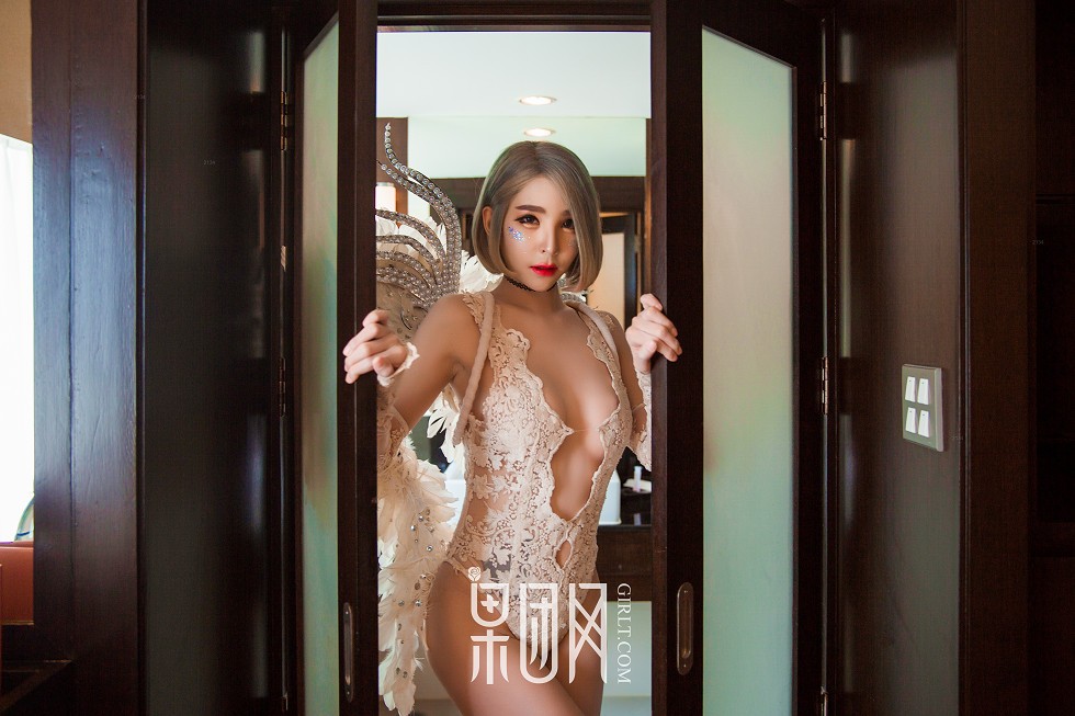 Jpxgyw.com_[GIRLT果团网]NO.145_果团泰国特辑嫩模高叉连体衣+缕空情趣内衣撩人诱惑写真50P