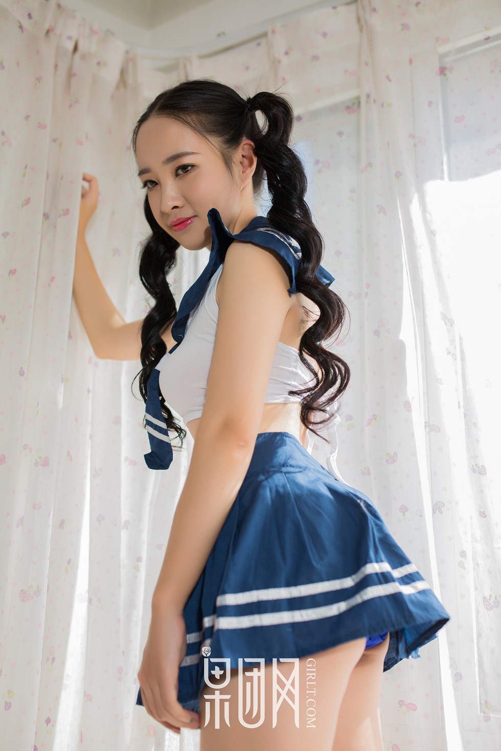 Jpxgyw.com_[GIRLT果团网]TG031_清纯学生妹私房制服配黑丝网袜+真空白衬衣撩人诱惑写真71P