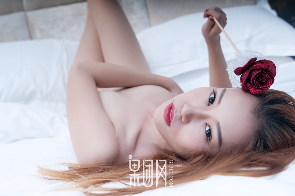Jpxgyw.com_[GIRLT果团网]TG037_玫瑰少女居家私房大尺度全裸露白嫩肌肤美乳翘臀惹火诱惑写真37P