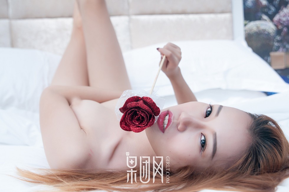 Jpxgyw.com_[GIRLT果团网]TG037_玫瑰少女居家私房大尺度全裸露白嫩肌肤美乳翘臀惹火诱惑写真37P