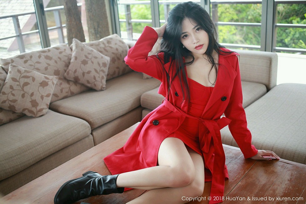 Jpxgyw.com_[HuaYan花の颜]Vol.056_嫩模许诺Sabrina苏梅岛旅拍性感红色风衣秀白嫩美腿写真34P