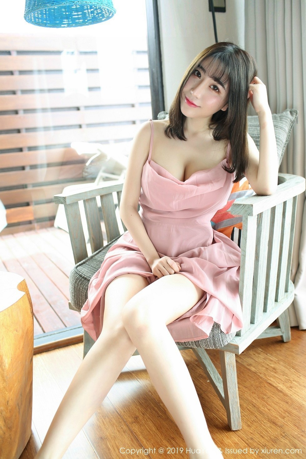 Jpxgyw.com_[HuaYan花の颜]Vol.062_嫩模绯月樱-Cherry粉色吊带连身裙露丁字裤翘臀诱惑写真51P