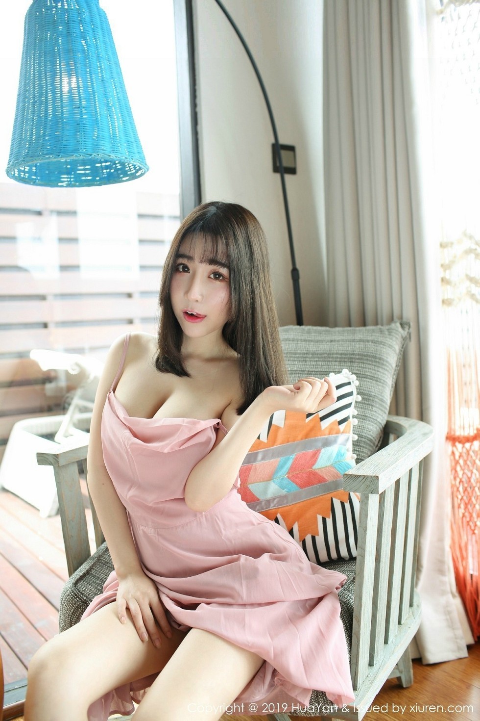 Jpxgyw.com_[HuaYan花の颜]Vol.062_嫩模绯月樱-Cherry粉色吊带连身裙露丁字裤翘臀诱惑写真51P