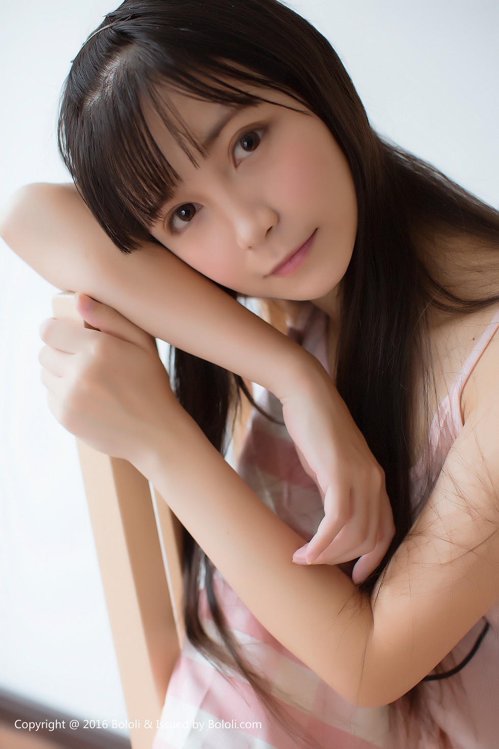 Jpxgyw.com_[Tukmo兔几盟]Vol.110_美少女鱼丸居家私房粉色卡通睡衣小女友视角迷人写真30P