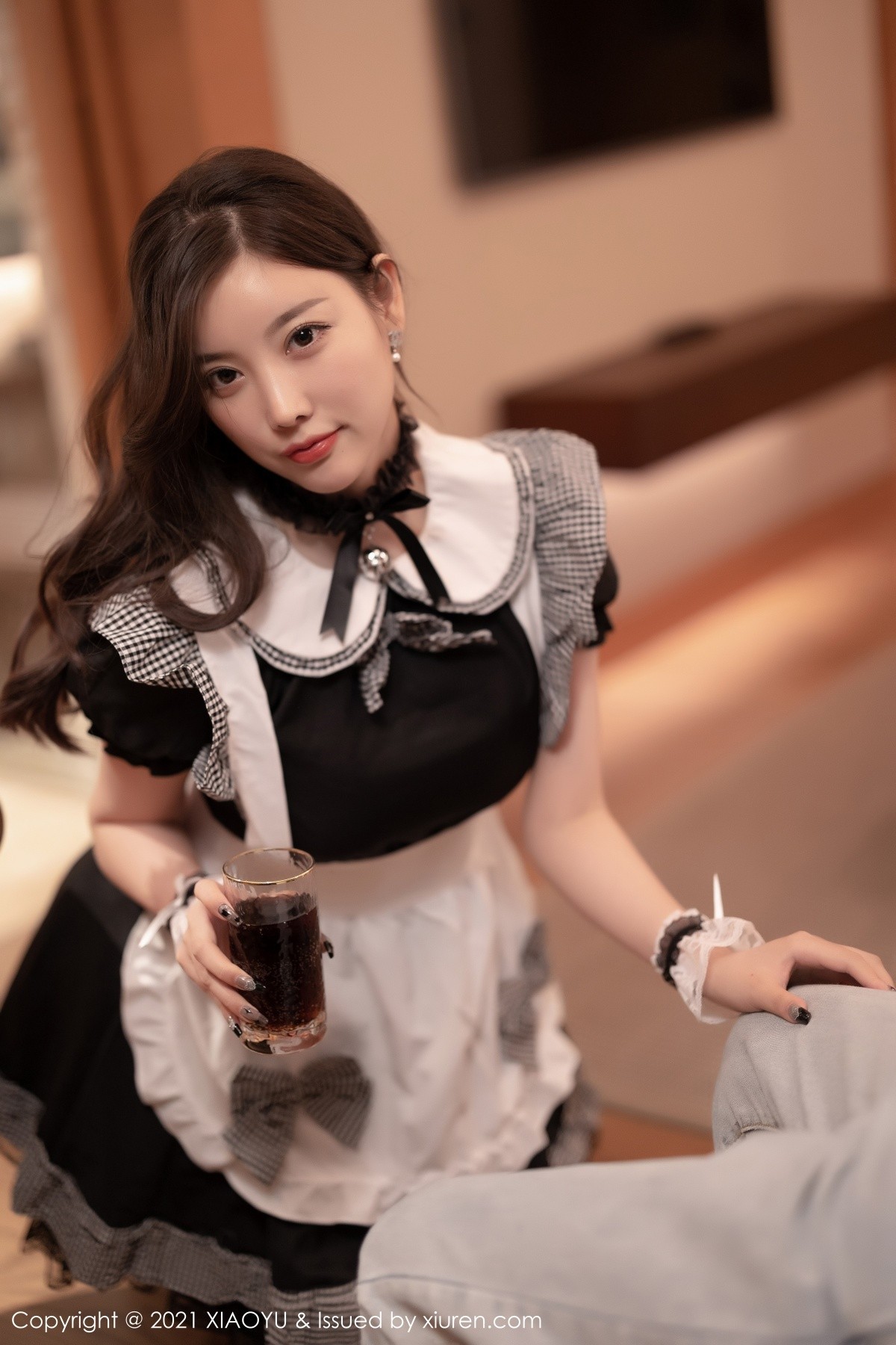 Jpxgyw.com_[XiaoYu画语界]Vol.658_女神杨晨晨sugar广西心愿旅拍脱女仆制服露丰满身材诱惑写真100P