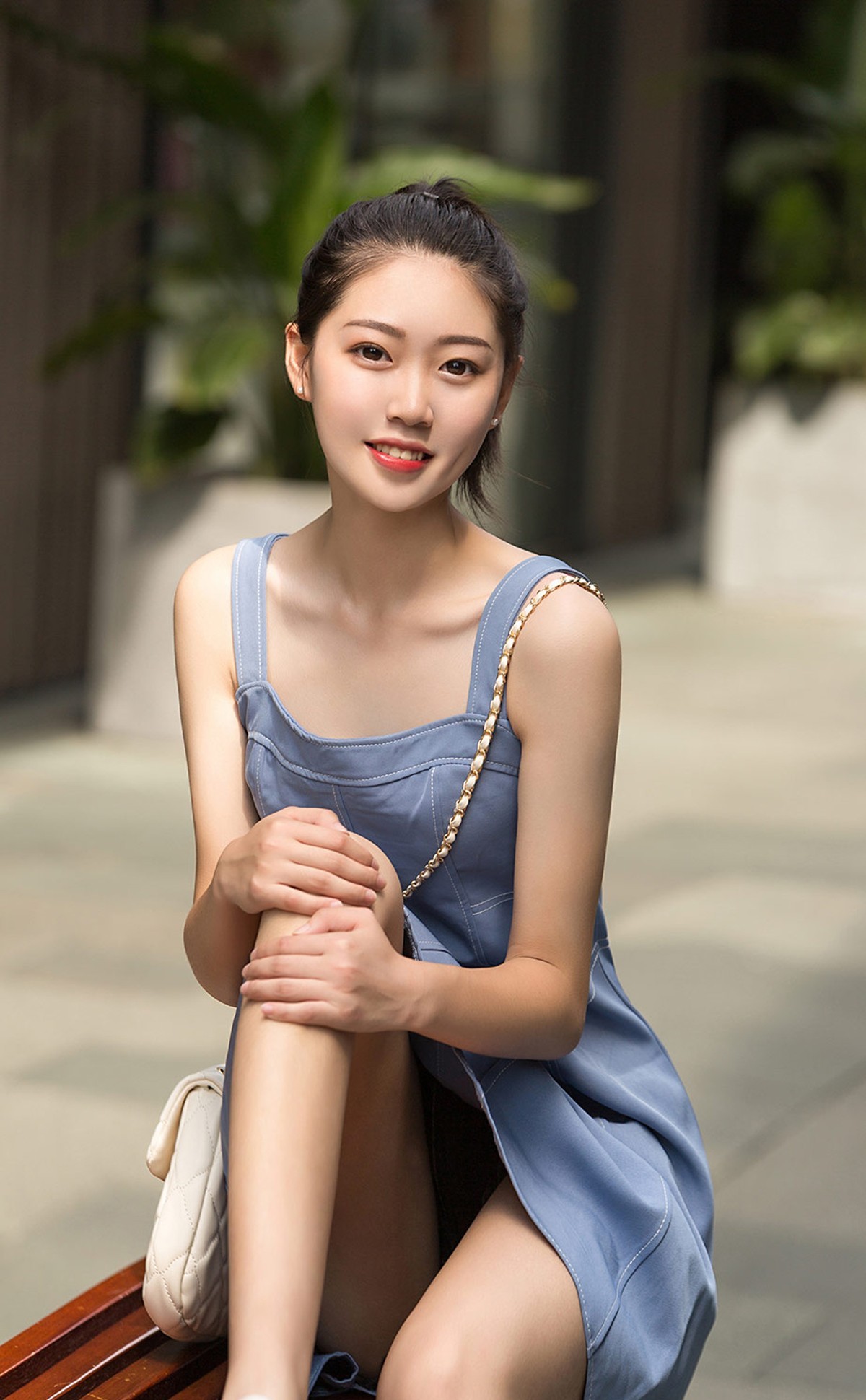 Jpxgyw.com_[Ugirls爱尤物]No.2218_模特小雪儿甜妹日志主题私房性感粉色内衣+日常清纯生活写真35P