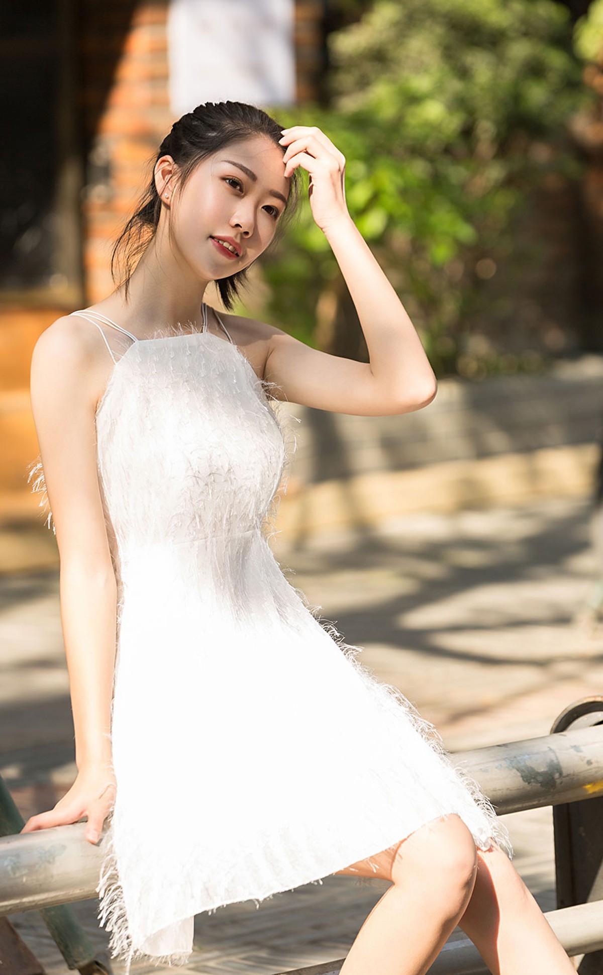 Jpxgyw.com_[Ugirls爱尤物]No.2218_模特小雪儿甜妹日志主题私房性感粉色内衣+日常清纯生活写真35P