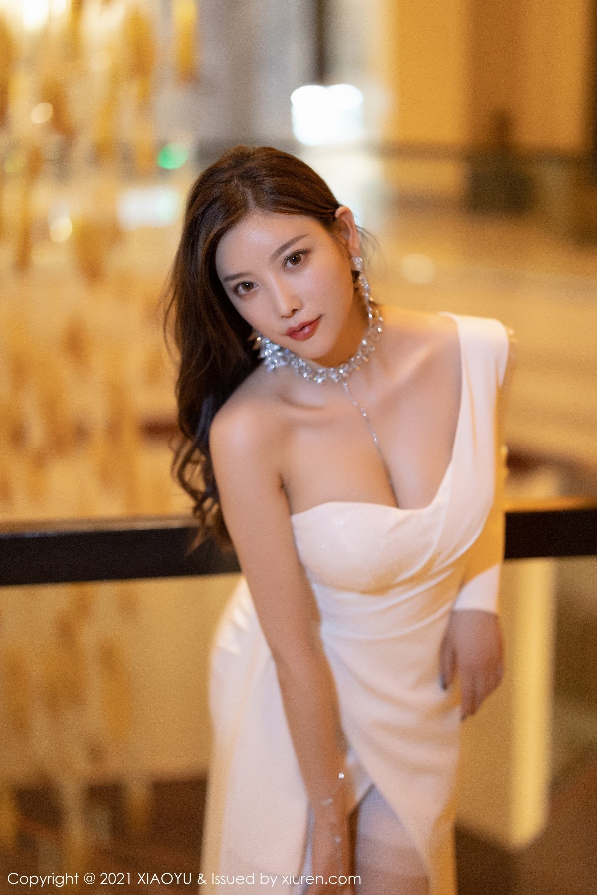 Jpxgyw.com_[XiaoYu画语界]Vol.663_女神杨晨晨sugar广西心愿旅拍私房白色蕾丝情趣内衣诱惑写真110P