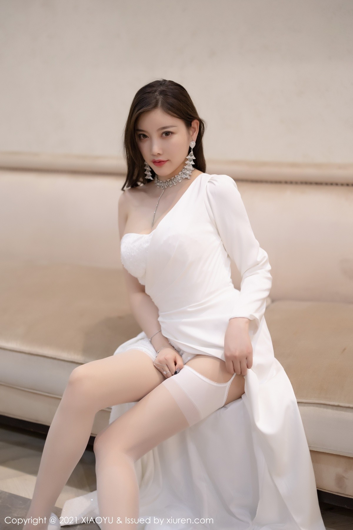 Jpxgyw.com_[XiaoYu画语界]Vol.663_女神杨晨晨sugar广西心愿旅拍私房白色蕾丝情趣内衣诱惑写真110P