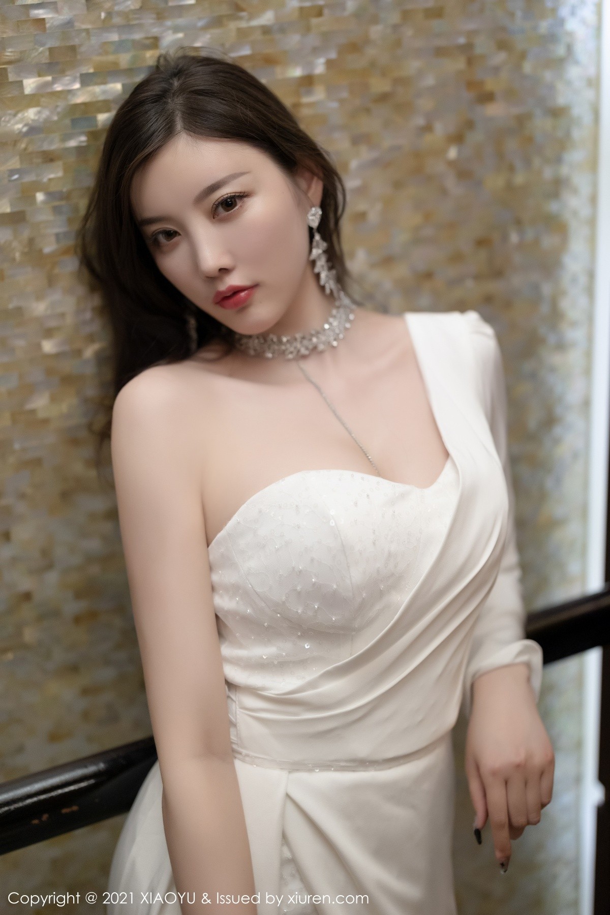Jpxgyw.com_[XiaoYu画语界]Vol.663_女神杨晨晨sugar广西心愿旅拍私房白色蕾丝情趣内衣诱惑写真110P