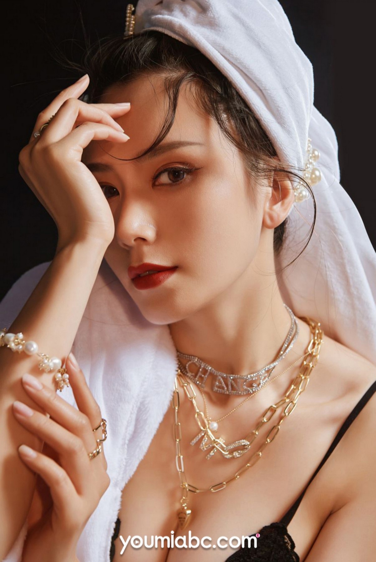 Jpxgyw.com_[YouMi尤蜜]Vol.750_模特林夕情趣调教主题脱性感浴袍露黑色蕾丝内衣诱惑写真32P