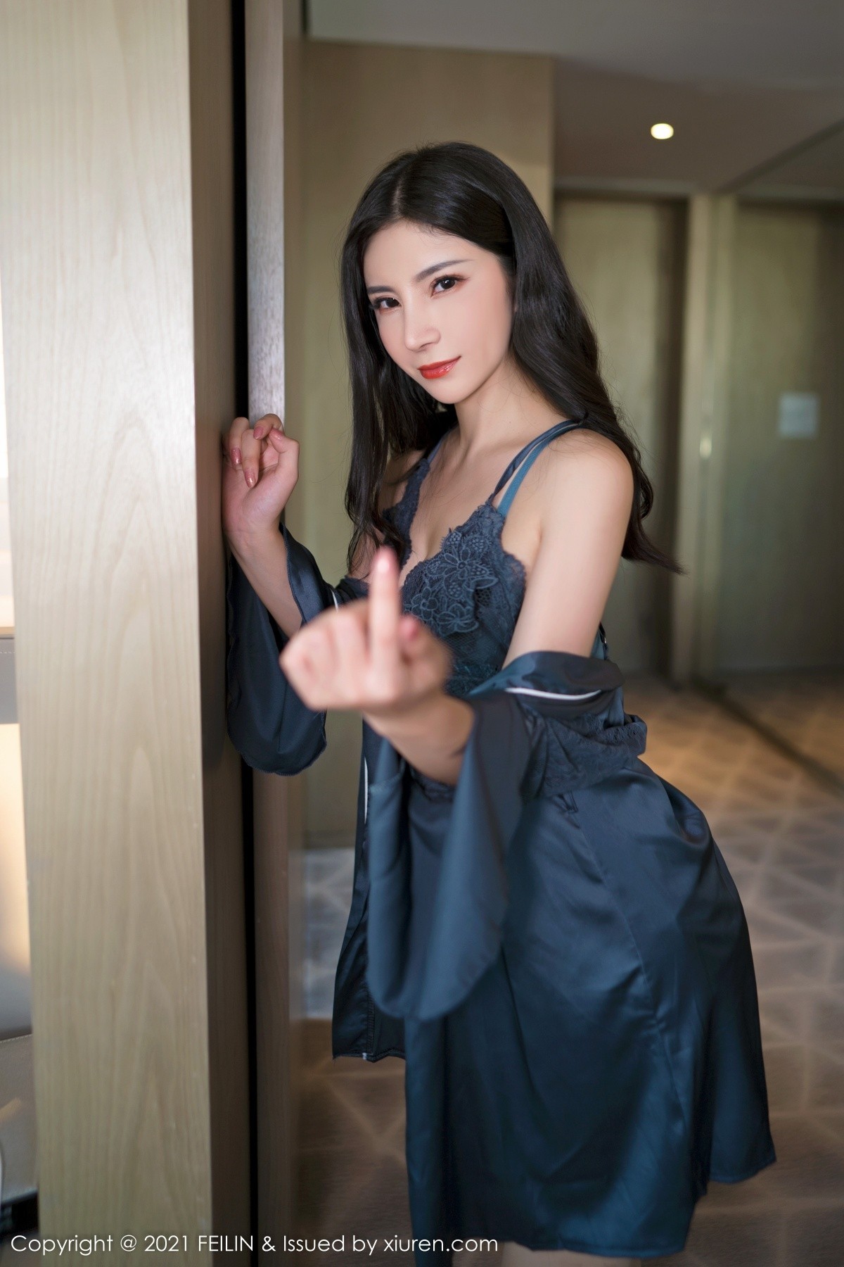 Jpxgyw.com_[FeiLin嗲囡囡]VOL.325_模特小蛮妖Yummy私房精致内衣配超薄肉丝裤袜撩人诱惑写真90P